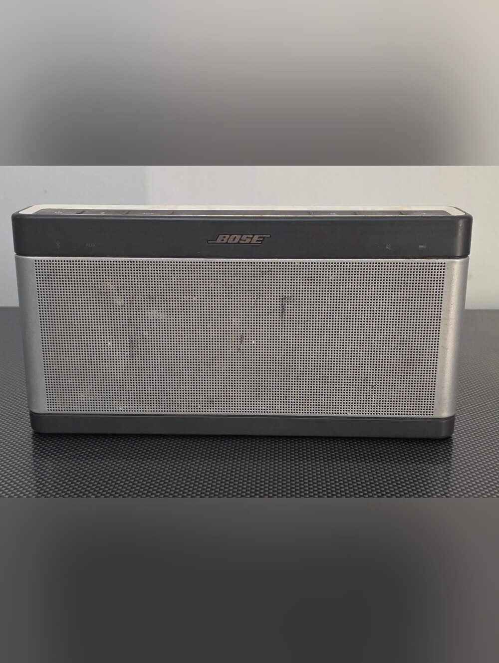 Bose Soundlink III Bluetooth Speaker - Silver